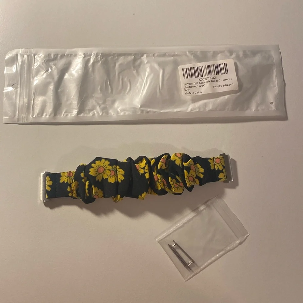 TOYOUTHS Scrunchie Band for Fitbit Versa